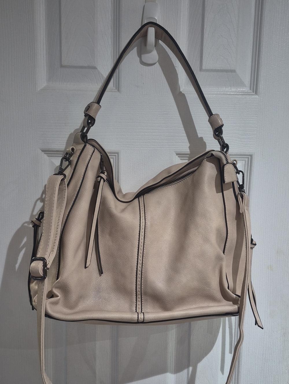 Realer Neutral Cream Leather Hobo Shoulder Bag Back Needs Cleaning Inside Great